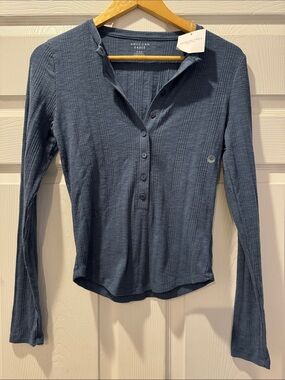 American Eagle Outfitters Women’s Slate Blue Long-Sleeve Henley Top